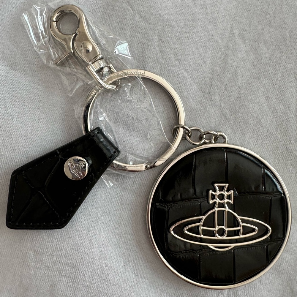VIVIENNE WESTWOOD Black & Silver Crocodile Thin Line Orb Keychain